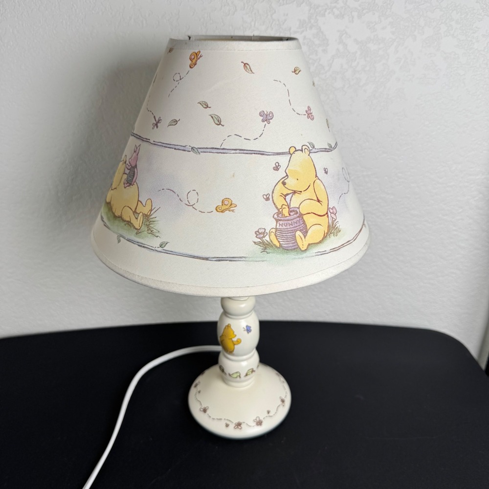 Disney Winnie the Pooh Table Lamp Kids Nursery Cream Wood Base Honeybee Piglet